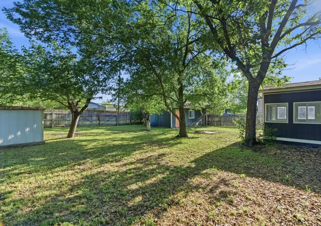 Homes for sale in Cisco, TX | 1400 Royal Ln, Cisco, TX 76437 | MLS# 21244488