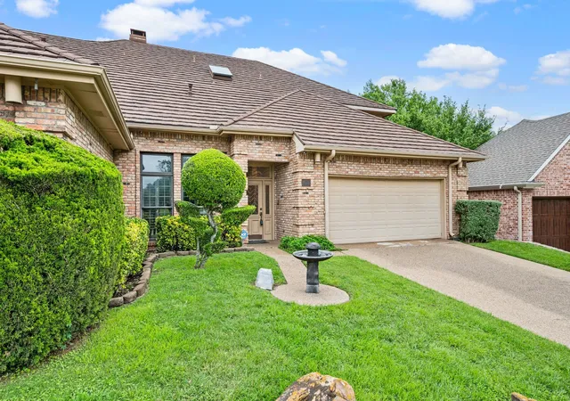 Homes for sale in De Soto, TX | 1626 Mai Ave, De Soto, TX 75115 | MLS# 21239379