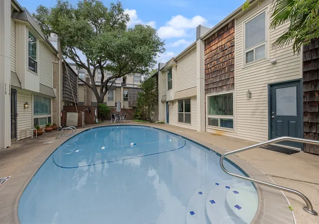 Homes for sale in Dallas, TX | 2710 Douglas Ave #108, Dallas, TX 75219 | MLS# 21243031