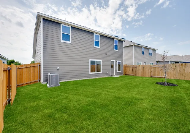 2nd image of 9680 Stranton Dr, Fort Worth, TX 76140 | MLS# 21245252