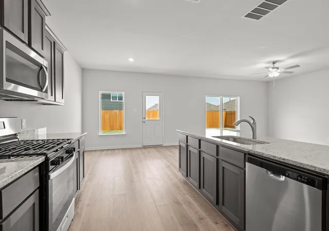 3rd image of 9680 Stranton Dr, Fort Worth, TX 76140 | MLS# 21245252