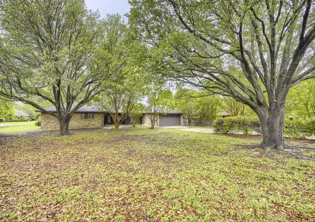 Photo 28 of Sale Pending at 1203 Westminister Ln, Duncanville, TX 75137 | MLS# 21136273 | Listing updated on 2026-07-23