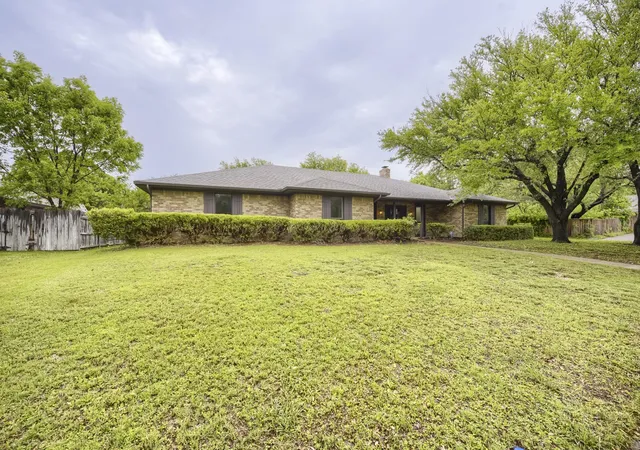 Photo 2 of Sale Pending at 1203 Westminister Ln, Duncanville, TX 75137 | MLS# 21136273 | Listing updated on 2026-07-23