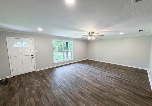 Photo 3 of Sale Pending at 8942 Dakota Huse Ln, Greenwood, LA 71033 | MLS# 21245395 | Listing updated on 2026-07-22