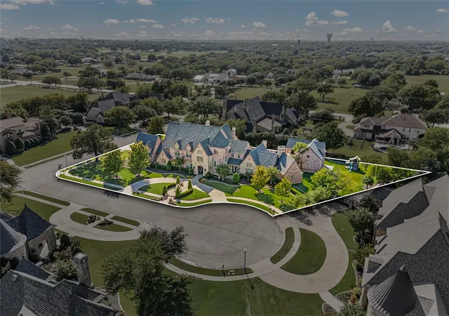 Homes for sale in Colleyville, TX | 6900 Rockingham Ct, Colleyville, TX 76034 | MLS# 21215620