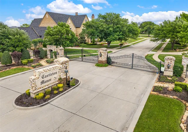 Homes for sale in Colleyville, TX | 6900 Rockingham Ct, Colleyville, TX 76034 | MLS# 21215620