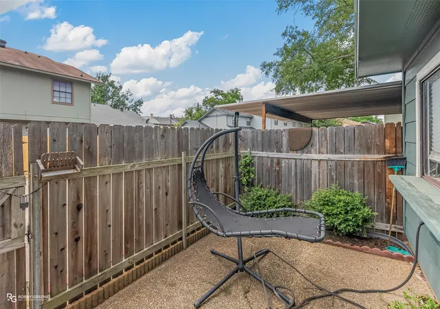 Photo 16 of Townhouse for sale at 10111 Carlsbad Dr, Shreveport, LA 71115 | MLS# 21243617 | Listing updated on 2026-08-18