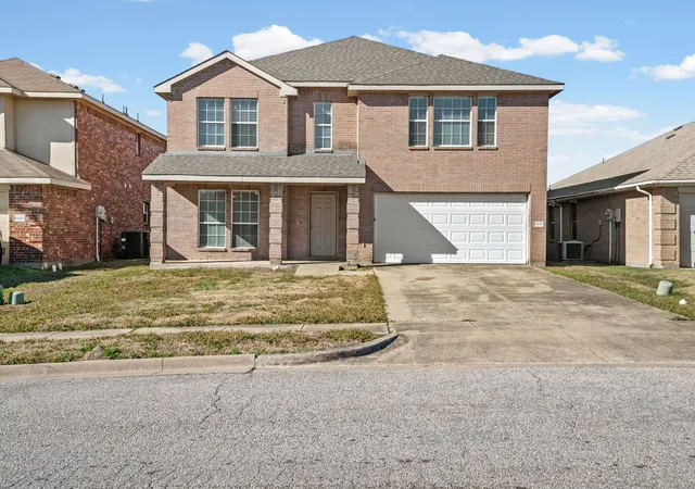 Homes for sale in Greenville, TX | 6518 Ashland Dr, Greenville, TX 75402 | MLS# 21245561