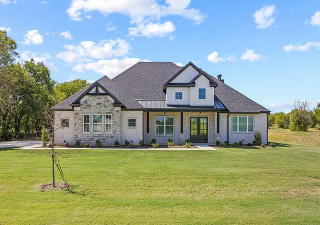 Photo 1 of Single family home for sale at 153 Dove Landing, Valley View, TX 76272 | MLS# 21245665 | Listing updated on 2026-09-19