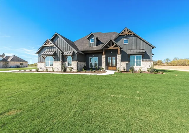 Homes for sale in Valley View, TX | 153 Dove Landing, Valley View, TX 76272 | MLS# 21245665