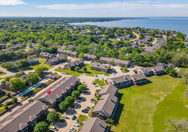 Photo 3 of Condo for sale at 1871 Signal Ridge Pl, Rockwall, TX 75032 | MLS# 21245675 | Listing updated on 2026-07-18