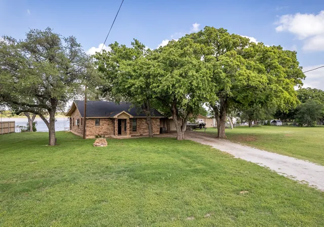 Photo 1 of Single family home for sale at 7850 County Road 551, Brownwood, TX 76801 | MLS# 21245732 | Listing updated on 2026-07-22