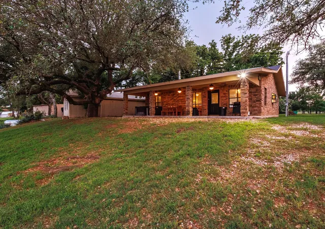 Photo 2 of Single family home for sale at 7850 County Road 551, Brownwood, TX 76801 | MLS# 21245732 | Listing updated on 2026-07-22