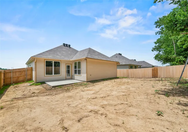 Homes for sale in Mc Gregor, TX | 111 Adaline Bnd, Mc Gregor, TX 76657 | MLS# 21245749