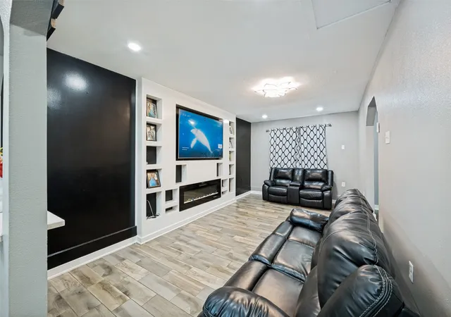 Photo 3 of Single family home for sale at 4332 Quails Ln, Fort Worth, TX 76119 | MLS# 21241619 | Listing updated on 2026-09-15
