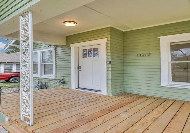 2nd image of 1602 Mitchell Ave, Waco, TX 76708 | MLS# 21244439