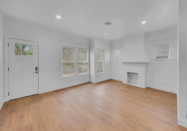 5th image of 1602 Mitchell Ave, Waco, TX 76708 | MLS# 21244439