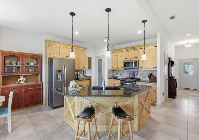 Homes for sale in Whitesboro, TX | 198 County Road 1262, Whitesboro, TX 76273 | MLS# 21245302