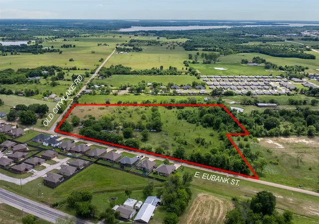 Photo 1 of Land for sale at 520 E Eubank St, Mabank, TX 75147 | MLS# 21243013 | Listing updated on 2026-09-24