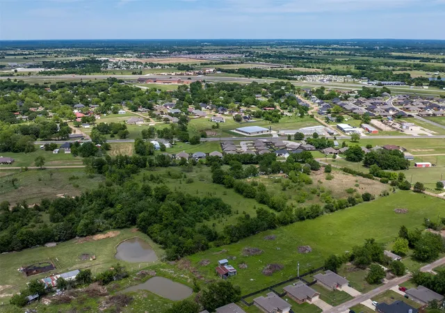 Photo 3 of Land for sale at 520 E Eubank St, Mabank, TX 75147 | MLS# 21243013 | Listing updated on 2026-09-24