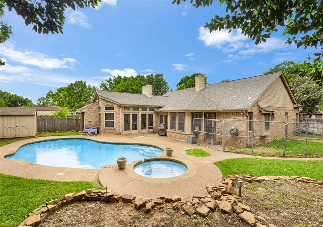 2nd image of 2909 Pitkin Dr, Arlington, TX 76006 | MLS# 21245172