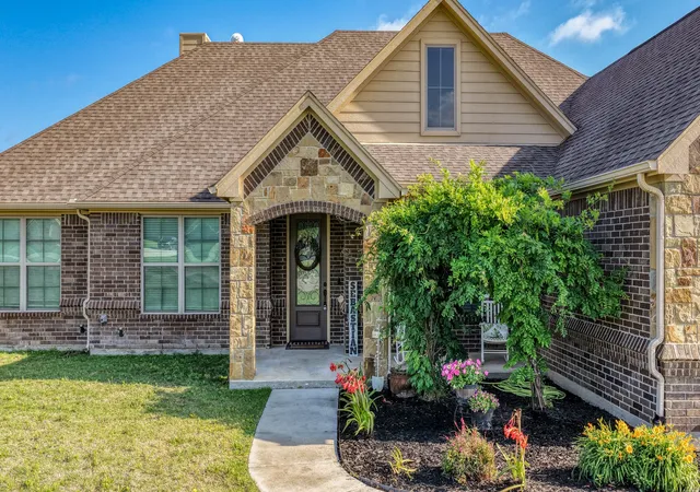 Photo 3 of Single family home for sale at 2023 Jo Jones Lane, Springtown, TX 76082 | MLS# 21211002 | Listing updated on 2026-07-08