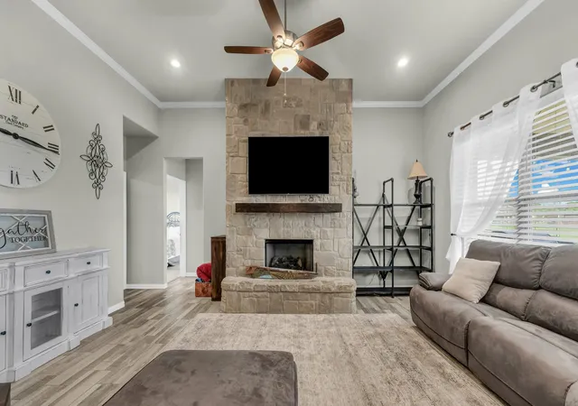 Photo 4 of Single family home for sale at 2023 Jo Jones Lane, Springtown, TX 76082 | MLS# 21211002 | Listing updated on 2026-07-08
