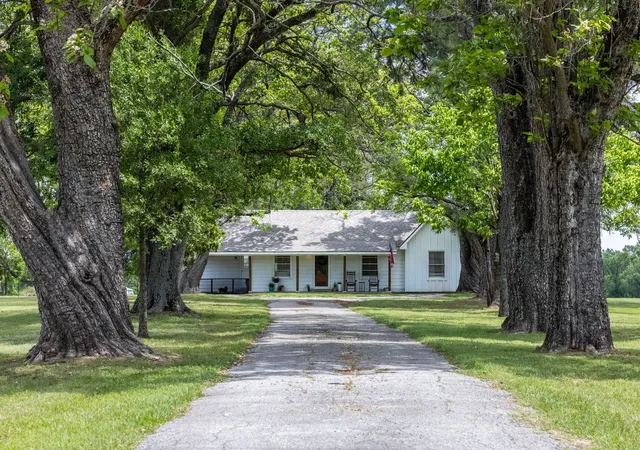 Homes for sale in Emory, TX | 1100 Rs County Road 3150, Emory, TX 75440 | MLS# 21244168