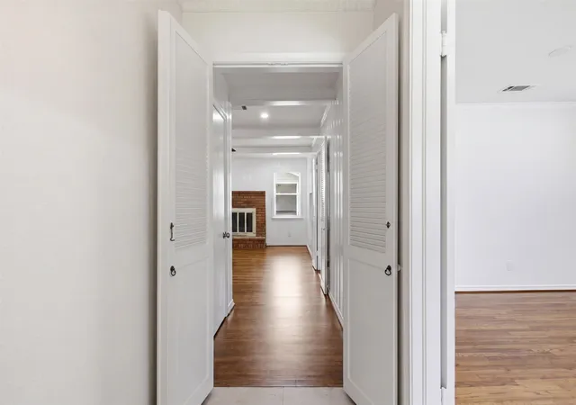 Photo 3 of Single family home for sale at 4419 Abrams Rd, Dallas, TX 75214 | MLS# 21245437 | Listing updated on 2026-08-27
