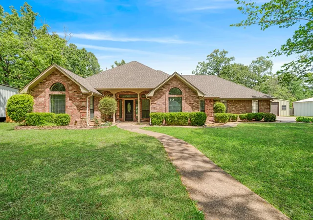 Homes for sale in Powderly, TX | 212 Wooded Hills Dr, Powderly, TX 75473 | MLS# 21246352