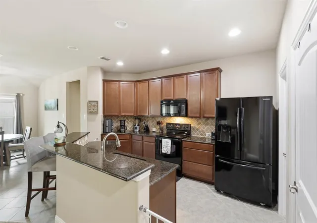 Photo 4 of Sale Pending at 4720 Lazy Oaks St, Keller, TX 76244 | MLS# 21242339 | Listing updated on 2026-08-20