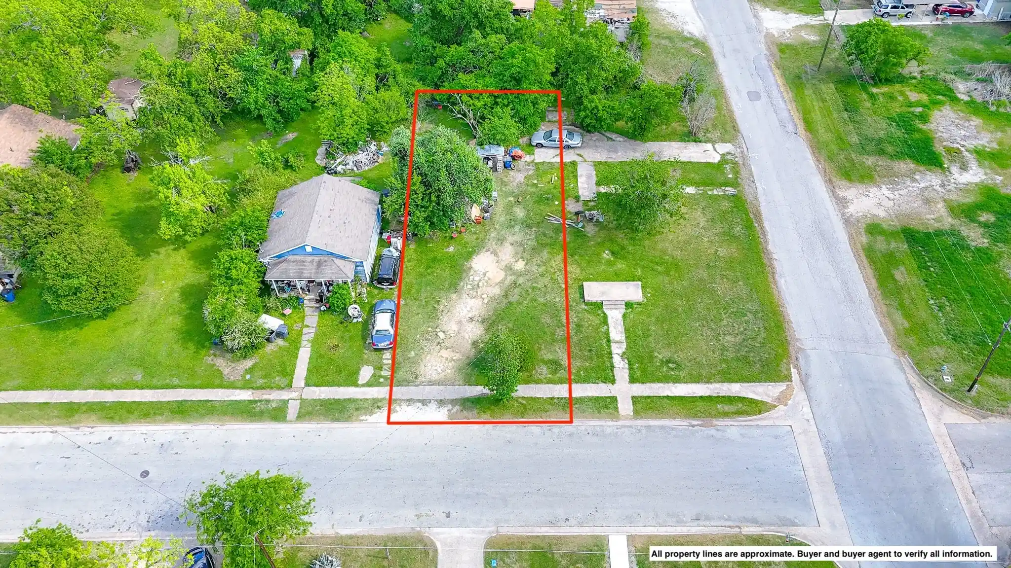 Photo 1 of Land for sale at 1005 E 6th Ave, Corsicana, TX 75110 | MLS# 21246461 | Listing updated on 2026-04-22