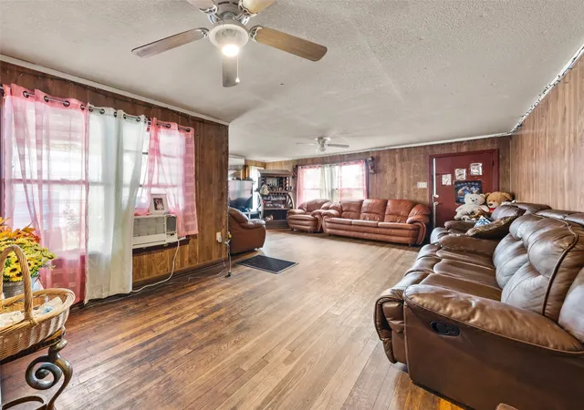 4th image of 2709 Speight Ave, Waco, TX 76711 | MLS# 21246331