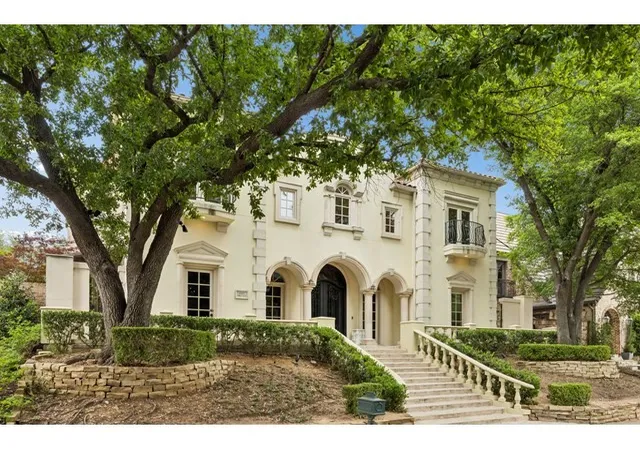 Photo 2 of Single family home for sale at 6917 Forest Glen Dr, Dallas, TX 75230 | MLS# 21244229 | Listing updated on 2026-08-26