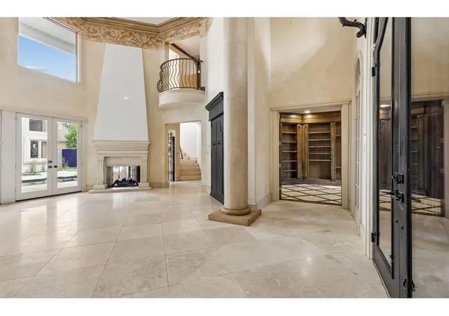 Photo 3 of Single family home for sale at 6917 Forest Glen Dr, Dallas, TX 75230 | MLS# 21244229 | Listing updated on 2026-08-26