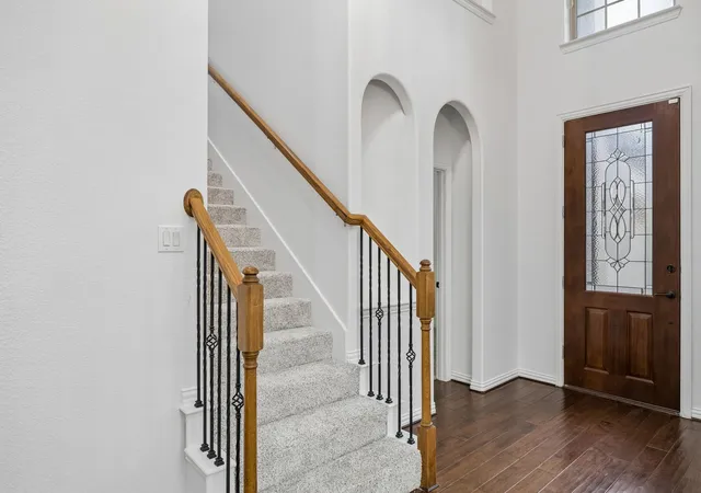 Photo 3 of Single family home for sale at 9519 Amberwoods Ln, Frisco, TX 75035 | MLS# 21246565 | Listing updated on 2026-08-23