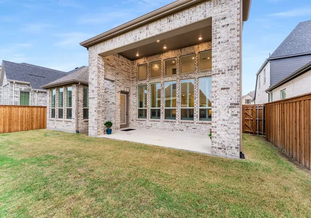 Photo 3 of Single family home for sale at 3917 Linear Dr, Prosper, TX 75078 | MLS# 21244797 | Listing updated on 2026-07-17