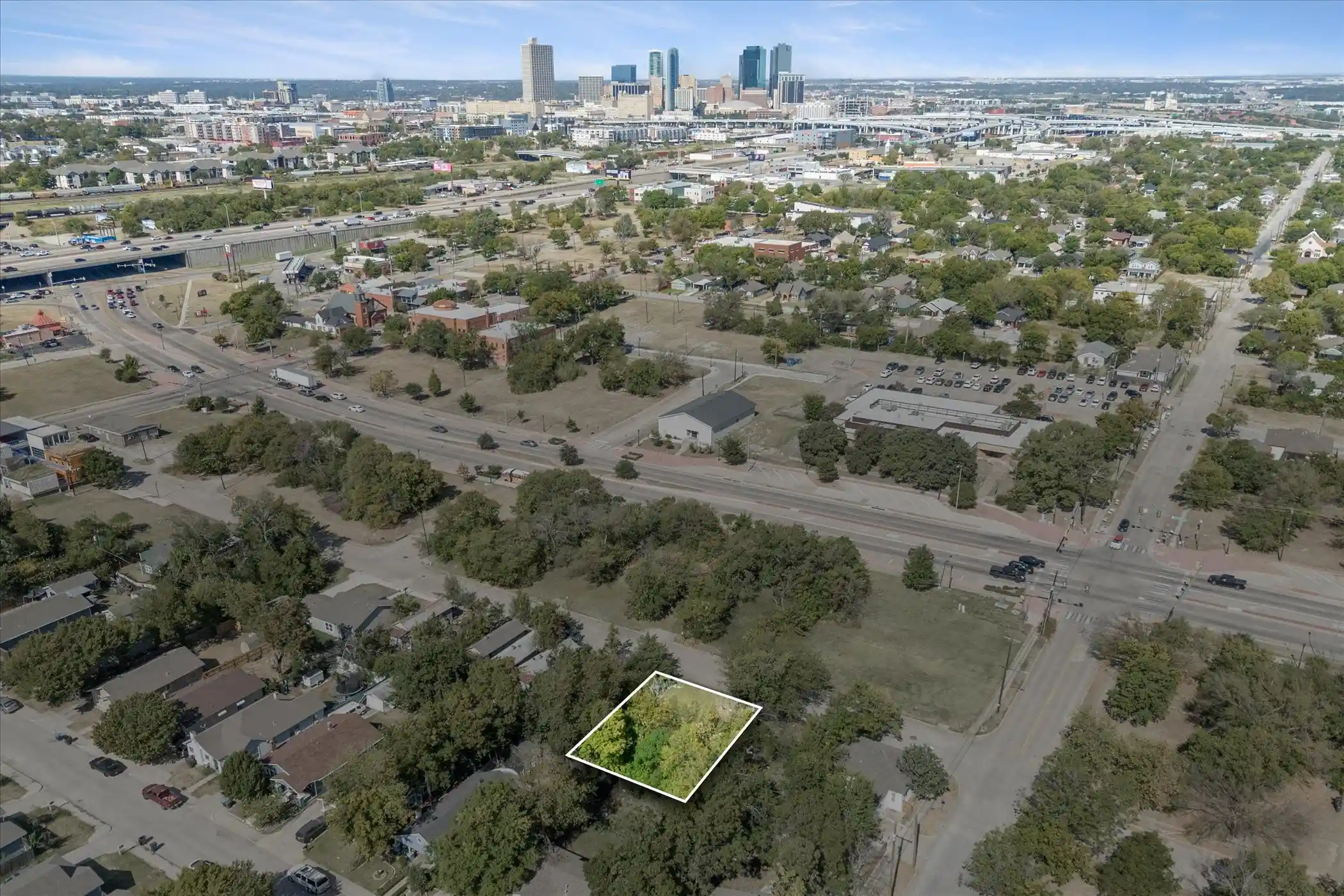 Photo 1 of Land for sale at 962 E Oleander St, Fort Worth, TX 76104 | MLS# 21246656 | Listing updated on 2026-05-26