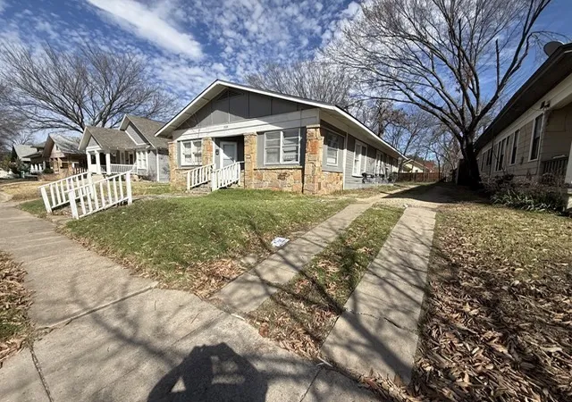 Photo 3 of House for sale at 2115 Hurley Ave, Fort Worth, TX 76110 | MLS# 21246679 | Listing updated on 2026-08-17
