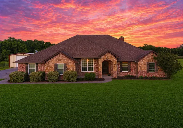 Photo 1 of Sale Pending at 1030 Lester Burt Rd, Farmersville, TX 75442 | MLS# 21244861 | Listing updated on 2026-08-04