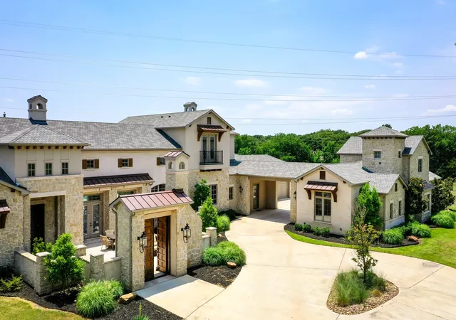 Photo 3 of Mansion for sale at 7120 Shady Grove Rd, Keller, TX 76248 | MLS# 21246536 | Listing updated on 2026-08-18