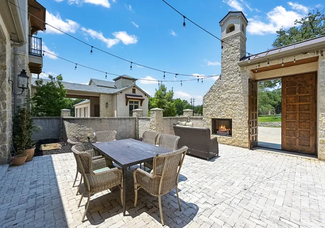 Photo 3 of Single family home for sale at 7120 Shady Grove Rd, Keller, TX 76248 | MLS# 21246536 | Listing updated on 2026-08-18