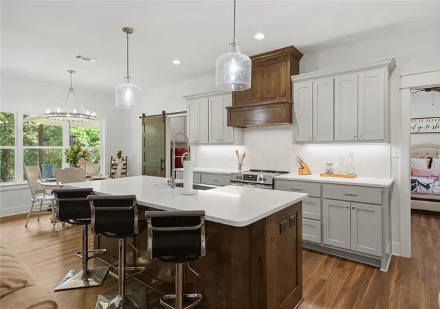Photo 4 of Single family home for sale at 7600 County Road 1500, Athens, TX 75751 | MLS# 21245288 | Listing updated on 2026-10-05