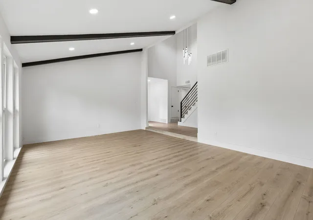 Photo 3 of Single family home for sale at 1505 Jennifer St, Richardson, TX 75082 | MLS# 21236879 | Listing updated on 2026-07-26