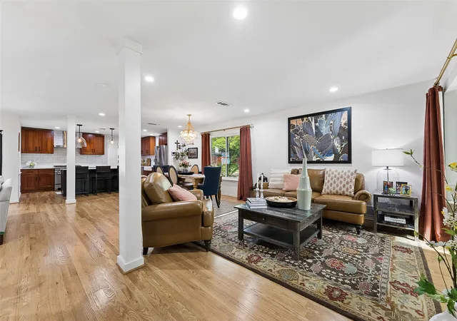 Photo 3 of Single family home for sale at 6735 Kingsbury Dr, Dallas, TX 75231 | MLS# 21239099 | Listing updated on 2026-08-30