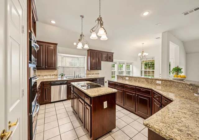 4th image of 1306 Normandy Dr, Southlake, TX 76092 | MLS# 21241920