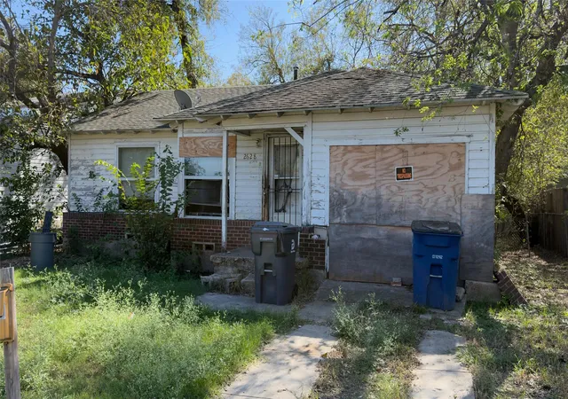 Single family home for sale at 2628 Marfa Ave, Dallas, TX 75216 | MLS# 21246522