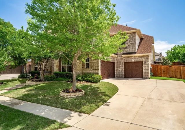 2nd image of 8920 Charles St, Lantana, TX 76226 | MLS# 21245716