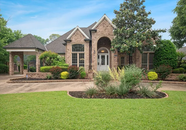 Homes for sale in Colleyville, TX | 4607 Shadywood Ln, Colleyville, TX 76034 | MLS# 21247347