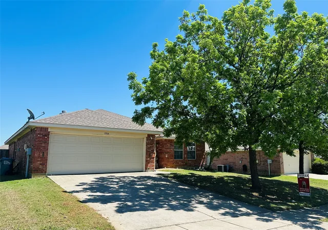 2nd image of 3704 Northpointe Dr, Denton, TX 76207 | MLS# 21247135